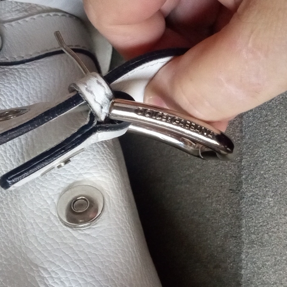 DOLCE & GABBANA Off White Pebbled Leather Satchel Bag Purse. Certified Authentic - Picture 9 of 14